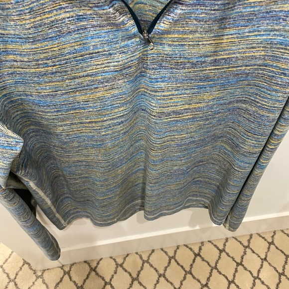 Lululemon men’s top - Picture 2 of 7